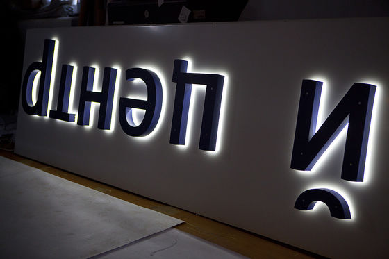 Custom Laser Cutting 3D Metal Titanium Wall Logo Signs for Wall-mounted Installation